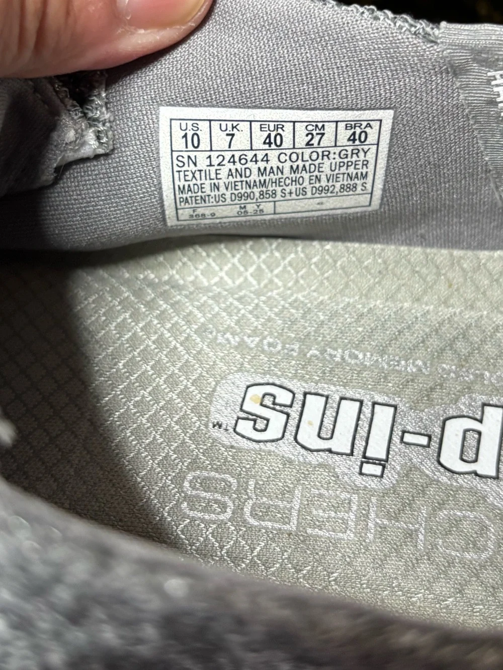 SKECHERS GOWALK Slip Ins Women’s Sparkly Gray Casual Sneakers